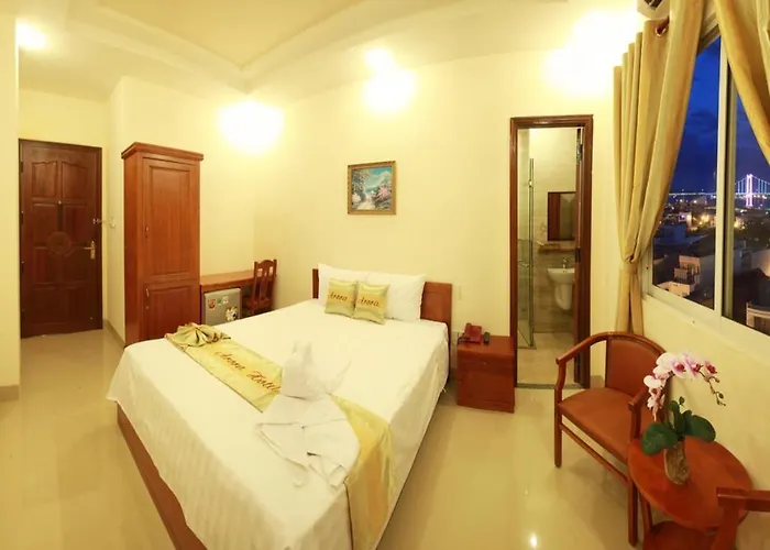 Arora Hotel